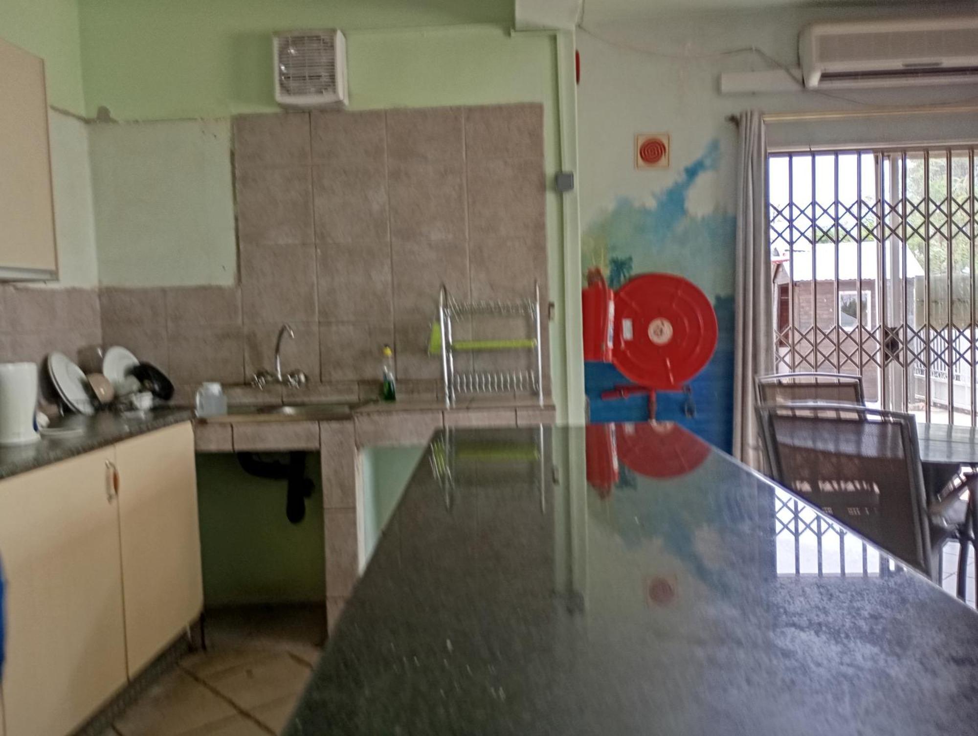 Brackendene Lodge Gaborone Bagian luar foto